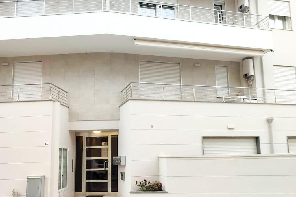 Lido Beach Apartments, Nuovi E Moderni, Vicino Alla Spiaggia Alghero Exterior photo